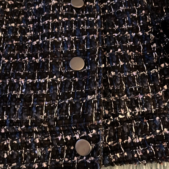 STUNNING NWT GAP ICONIC TWEED JACKET BLUE/ BLACK/ WHITE/ SILVER SIZE L FREE 🎁 - Picture 8 of 11